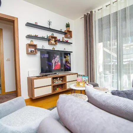 S12 Pekovic Apartment